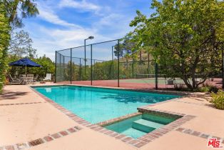Single Family Residence, 17552 Camino De Yatasto, Pacific Palisades, CA 90272 - 27