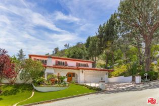 Single Family Residence, 17552 Camino De Yatasto, Pacific Palisades, CA 90272 - 2