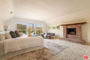 Single Family Residence, 17552 Camino De Yatasto, Pacific Palisades, CA 90272 - 41