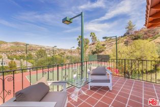 Single Family Residence, 17552 Camino De Yatasto, Pacific Palisades, CA 90272 - 47