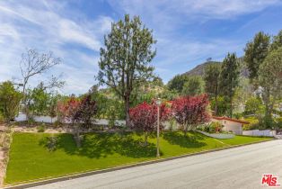 Single Family Residence, 17552 Camino De Yatasto, Pacific Palisades, CA 90272 - 3