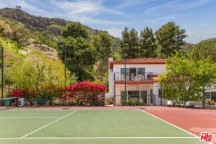 Single Family Residence, 17552 Camino De Yatasto, Pacific Palisades, CA 90272 - 35