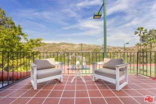 Single Family Residence, 17552 Camino De Yatasto, Pacific Palisades, CA 90272 - 43