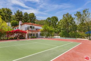 Single Family Residence, 17552 Camino De Yatasto, Pacific Palisades, CA 90272 - 34