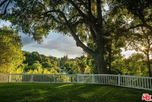 Single Family Residence, 15601 Woodfield pl, Sherman Oaks, CA 91403 - 23