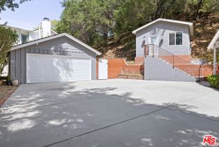 Single Family Residence, 15601 Woodfield pl, Sherman Oaks, CA 91403 - 19
