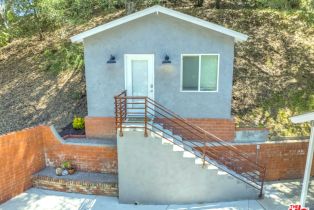 Single Family Residence, 15601 Woodfield pl, Sherman Oaks, CA 91403 - 20