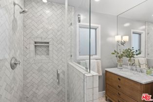 Single Family Residence, 15601 Woodfield pl, Sherman Oaks, CA 91403 - 16