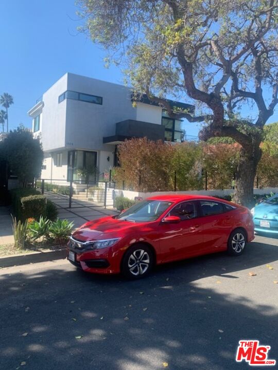, 1106 22nd st, Santa Monica, CA 90403 - 1