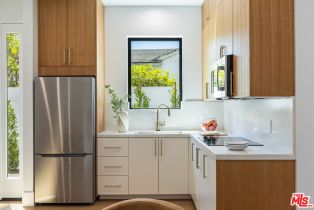 Single Family Residence, 4458 Jasmine ave, Culver City, CA 90232 - 45