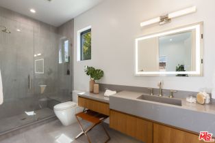 Single Family Residence, 4458 Jasmine ave, Culver City, CA 90232 - 48