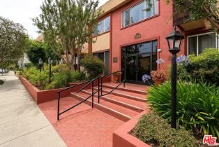 Condominium, 5349 Newcastle ave, Encino, CA 91316 - 33