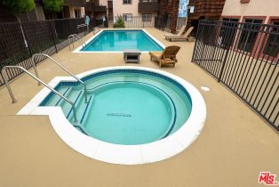 Condominium, 5349 Newcastle ave, Encino, CA 91316 - 26