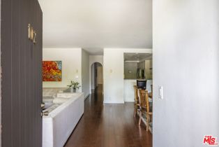Condominium, 1301 17th st, Santa Monica, CA 90404 - 5