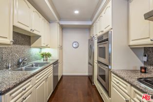 Condominium, 1301 17th st, Santa Monica, CA 90404 - 14