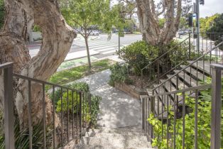 Condominium, 1301 17th st, Santa Monica, CA 90404 - 2