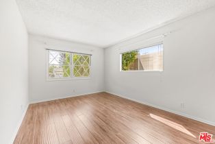 Single Family Residence, 5013 Catalon ave, Woodland Hills, CA 91364 - 33