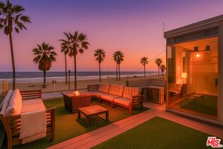 , 2911 Ocean Front walk, Venice, CA 90291 - 3