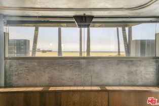 , 2911 Ocean Front walk, Venice, CA 90291 - 41