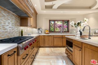 Single Family Residence, 2468 Coldwater Canyon dr, Beverly Hills, CA 90210 - 11