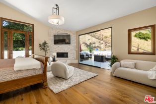 Single Family Residence, 2468 Coldwater Canyon dr, Beverly Hills, CA 90210 - 16