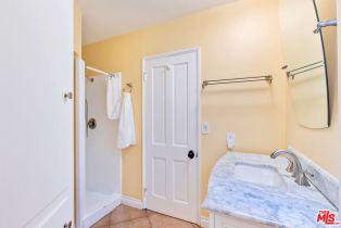 , 4236 Ensenada dr, Woodland Hills, CA 91364 - 23