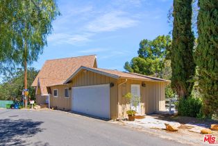 , 4236 Ensenada dr, Woodland Hills, CA 91364 - 2