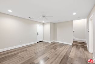 , 4374 Paxton Place, Calabasas, CA 91302 - 6