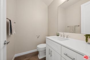 , 4374 Paxton Place, Calabasas, CA 91302 - 9