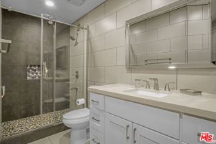 Single Family Residence, 17764 Sidwell st, Granada Hills, CA 91344 - 41