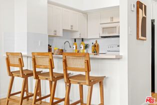 Condominium, 969 Hilgard ave, Westwood, CA 90024 - 8