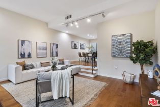 , 1220 Manning ave, Westwood, CA 90024 - 7