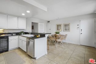 Condominium, 17150 Burbank blvd, Encino, CA 91316 - 17