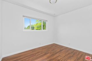 , 4509 Canoga dr, Woodland Hills, CA 91364 - 9