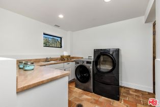 Single Family Residence, 4099 Mandeville Canyon Rd, Brentwood, CA 90049 - 51