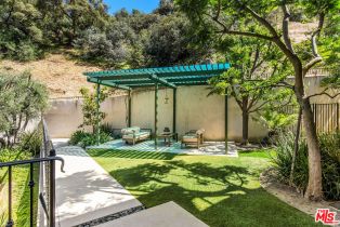 Single Family Residence, 4099 Mandeville Canyon Rd, Brentwood, CA 90049 - 24
