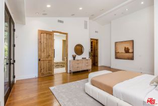 Single Family Residence, 4099 Mandeville Canyon Rd, Brentwood, CA 90049 - 27