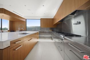 , 1731 Summitridge dr, Beverly Hills, CA 90210 - 8