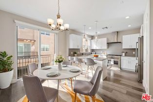 , 4372 Paxton Place, Calabasas, CA 91302 - 2