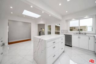 Single Family Residence, 1316 Thayer ave, Westwood, CA 90024 - 5