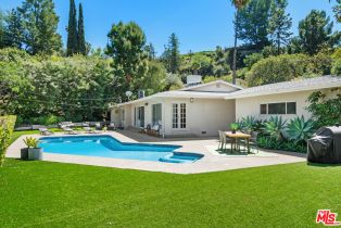 Single Family Residence, 4450 Coronet dr, Encino, CA 91316 - 37