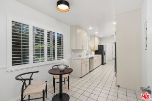 Single Family Residence, 4450 Coronet dr, Encino, CA 91316 - 16