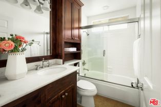 Single Family Residence, 24711 Via Madera, Calabasas, CA 91302 - 24