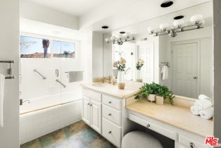 Single Family Residence, 24711 Via Madera, Calabasas, CA 91302 - 22