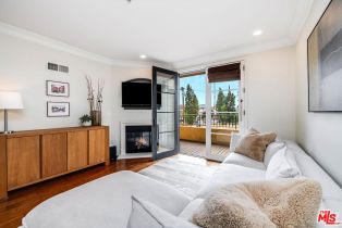 Condominium, 12026 Hoffman st, Studio City, CA 91604 - 10
