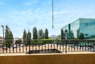 Condominium, 12026 Hoffman st, Studio City, CA 91604 - 11