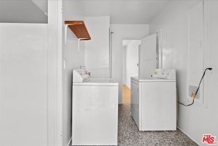 Single Family Residence, 228 3rd ave, Venice, CA 90291 - 9