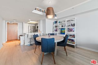 , 13700 Marina Pointe dr, Marina Del Rey, CA 90292 - 3