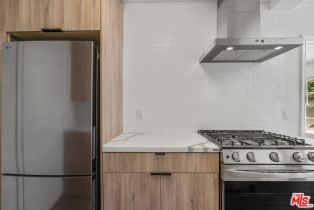 , 308 Reeves dr, Beverly Hills, CA 90212 - 7