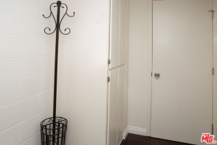 Condominium, 10966 Rochester ave, Westwood, CA 90024 - 21